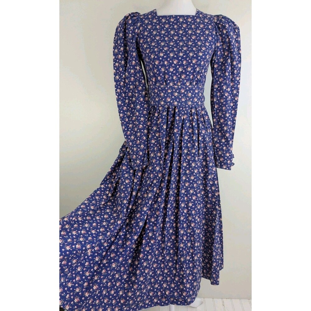 Vintage Laura Ashley Prairie Dress Blue Floral Square Neck Sash Cottagecore XS